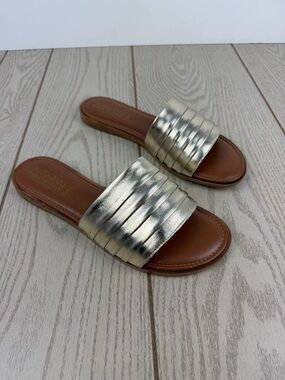 Bella Vita Women's Rya Italy 10WW Champagne Italian Leather $100